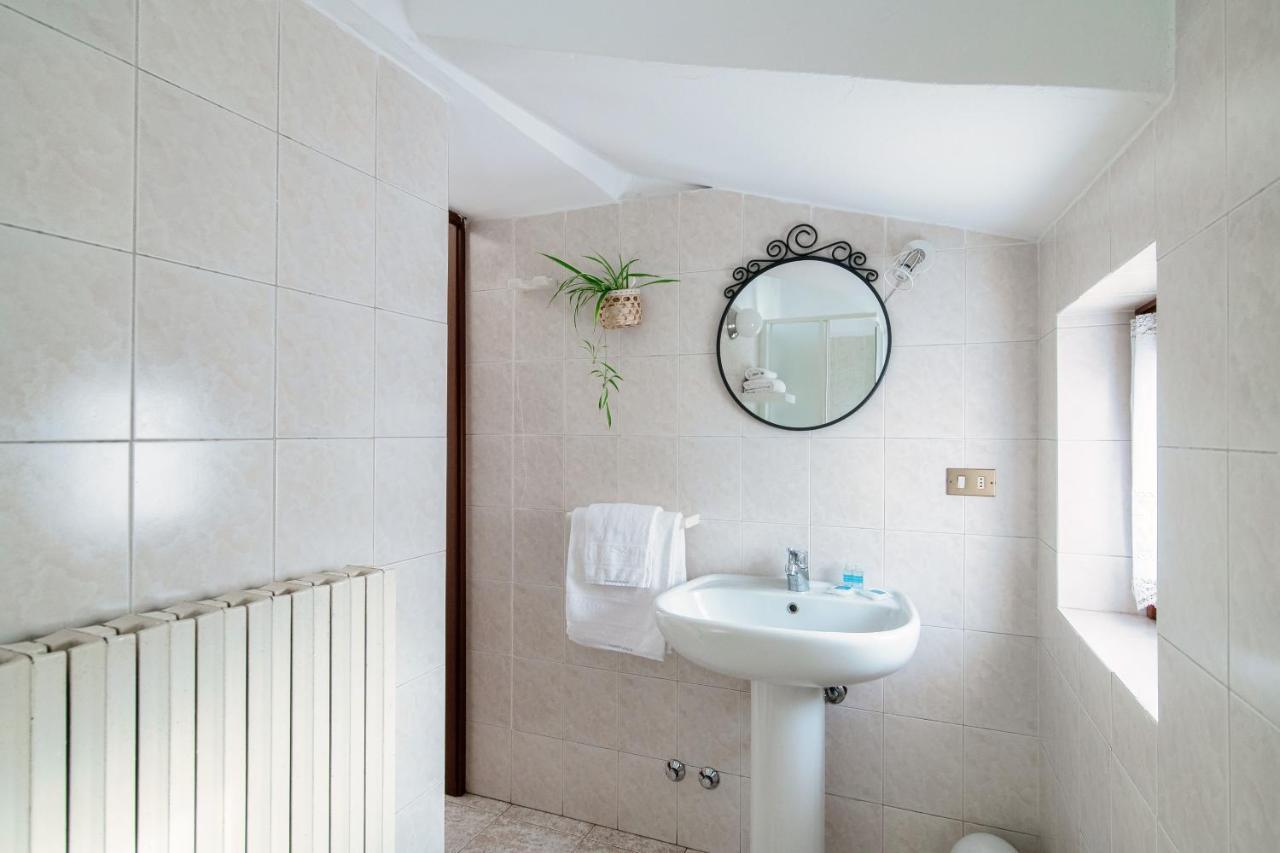 Apartment Piazza Roma By Quokka 360 - Historic Flat In The Centre Of Como Exterior foto
